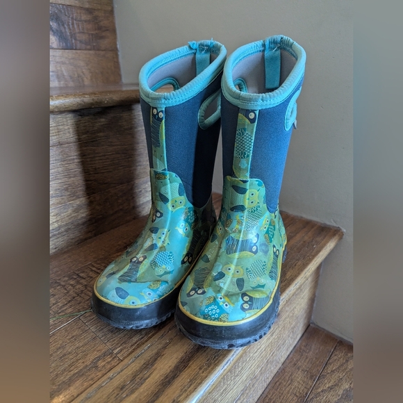 Bogs Classic owl blue waterproof winter boots Kids Size 12 - Picture 3 of 9